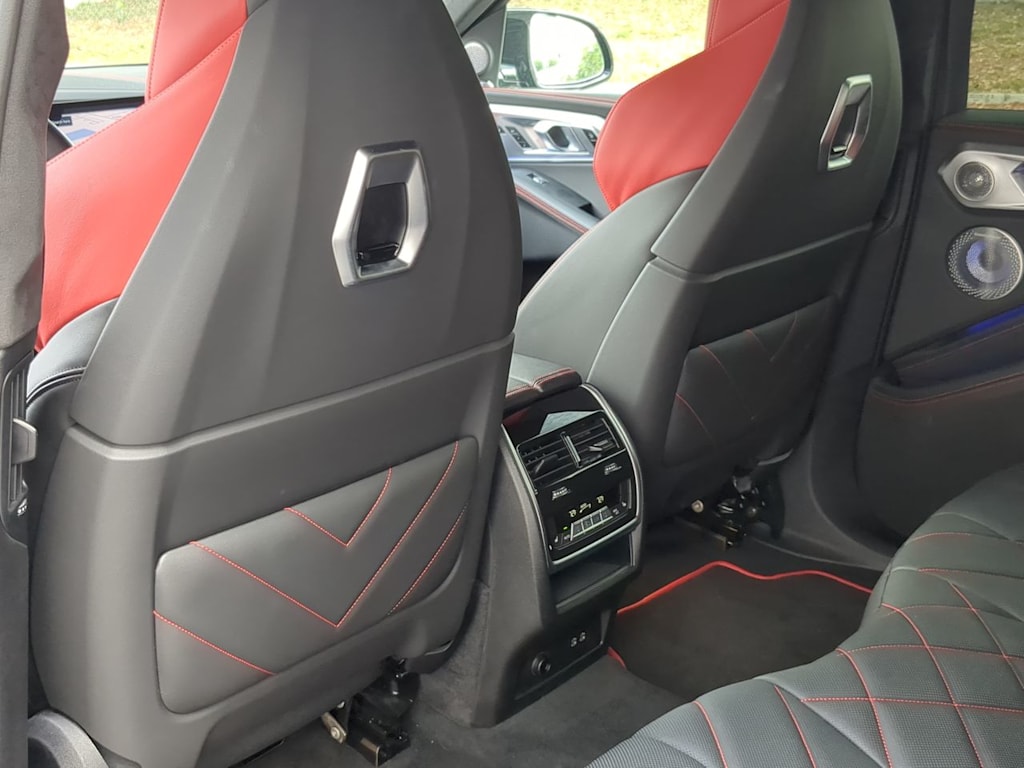 Thumbnail: 2024 BMW XM - 9