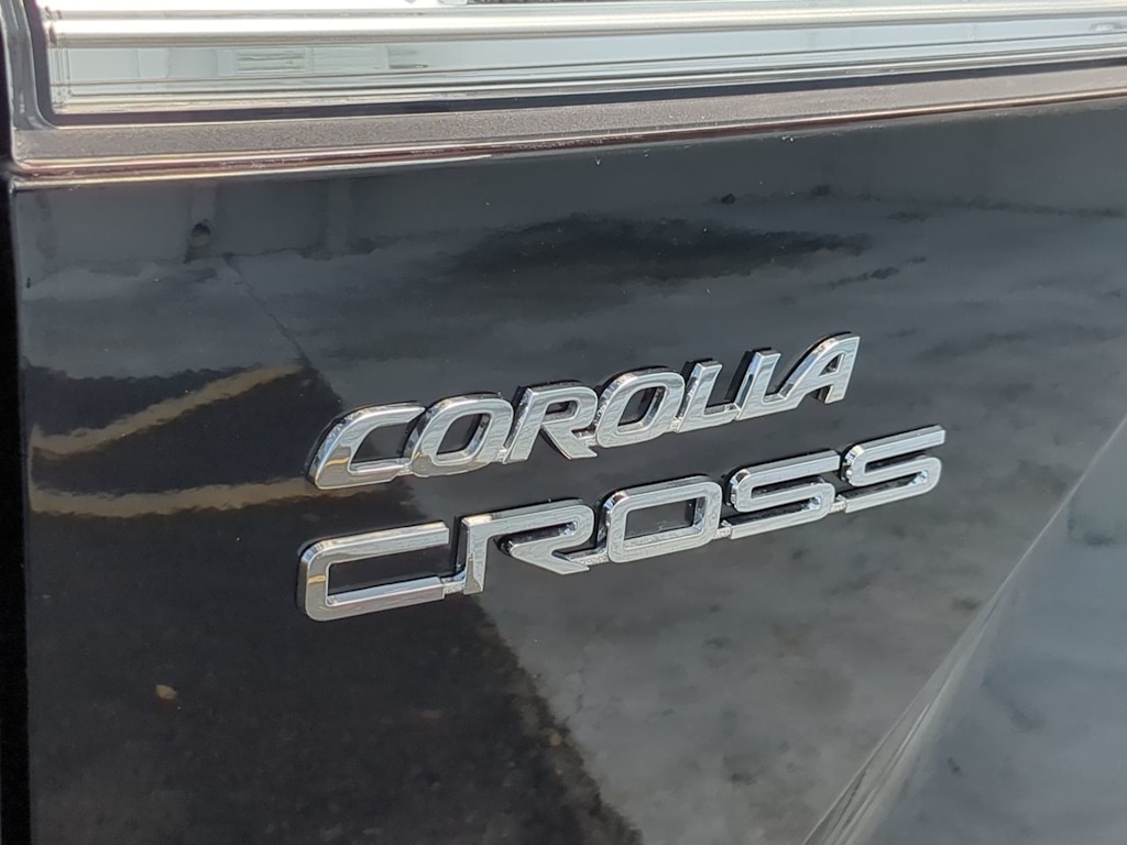Thumbnail: 2024 Toyota Corolla Cross - 25