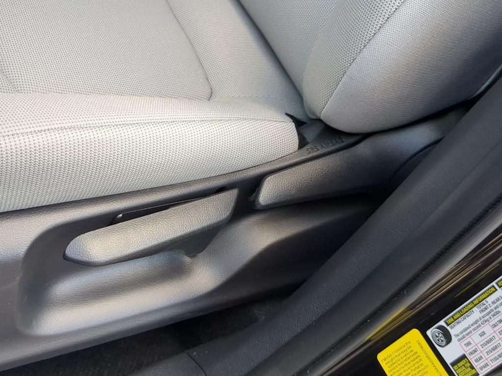 Thumbnail: 2024 Toyota Corolla Cross - 26