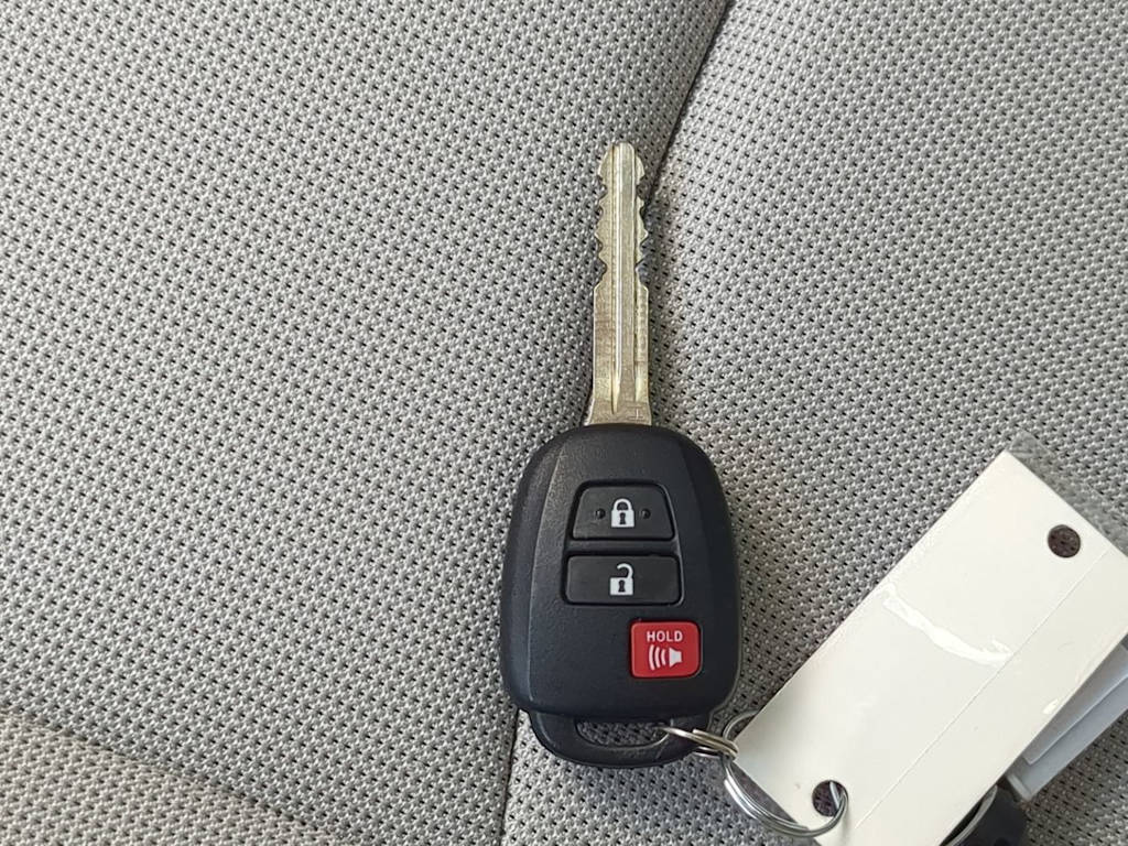 Thumbnail: 2024 Toyota Corolla Cross - 19