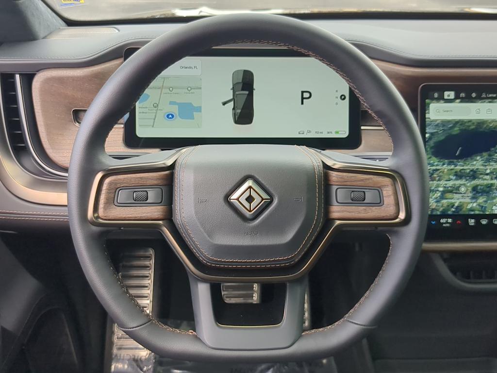 Thumbnail: 2026 Rivian R1S - 13