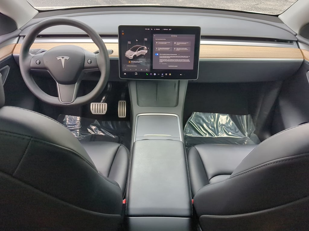 Thumbnail: 2024 Tesla Model Y - 9
