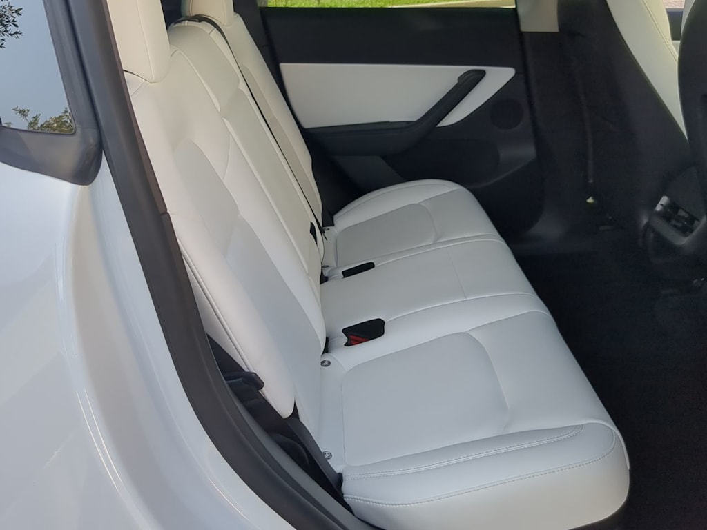 Thumbnail: 2022 Tesla Model Y - 25