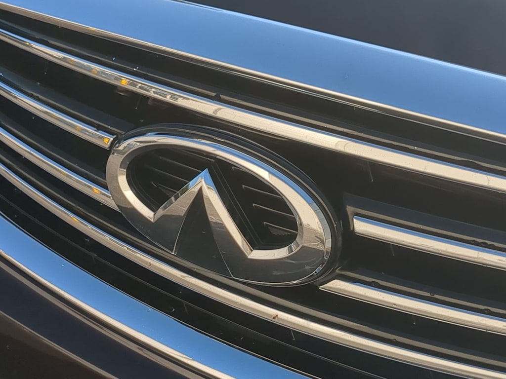 Thumbnail: 2015 INFINITI QX70 - 7