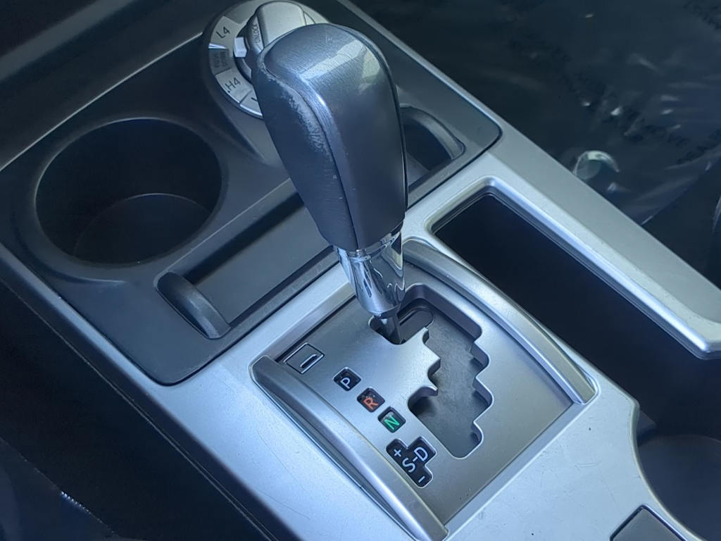 Thumbnail: 2016 Toyota 4Runner - 15