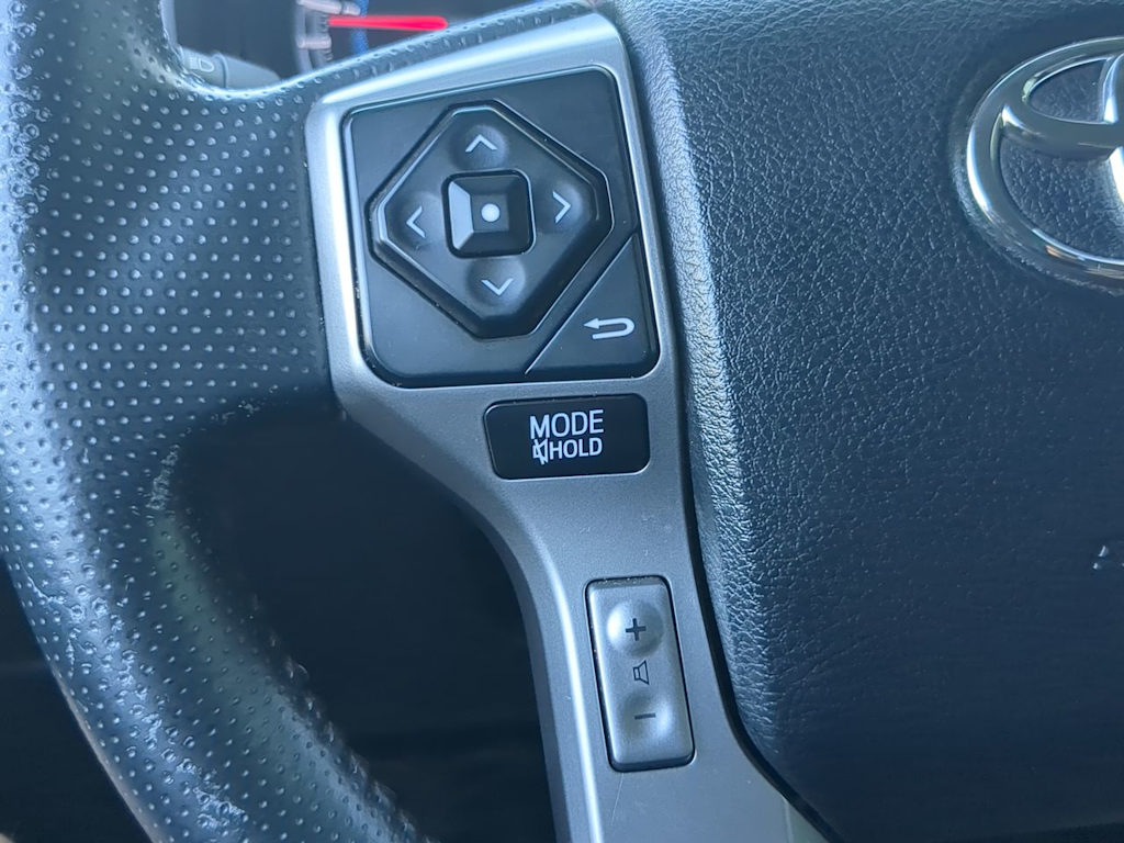 Thumbnail: 2016 Toyota 4Runner - 29