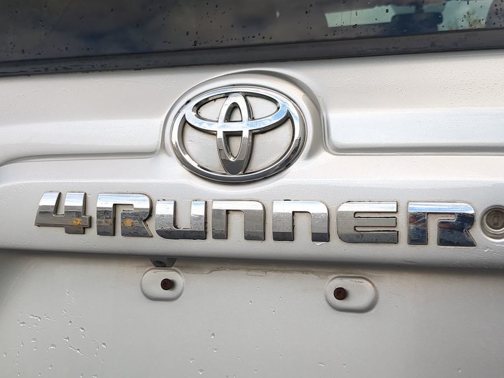 2016 Toyota 4Runner SR5 7