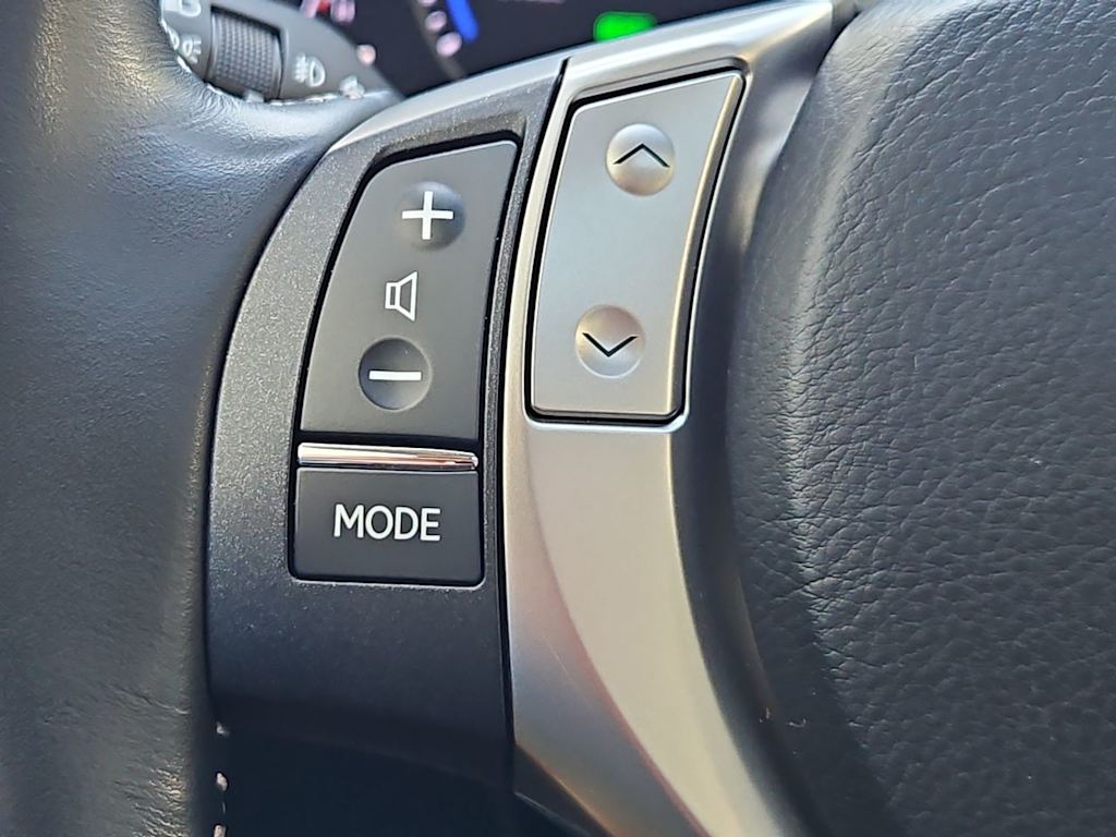 Thumbnail: 2014 Lexus ES - 32