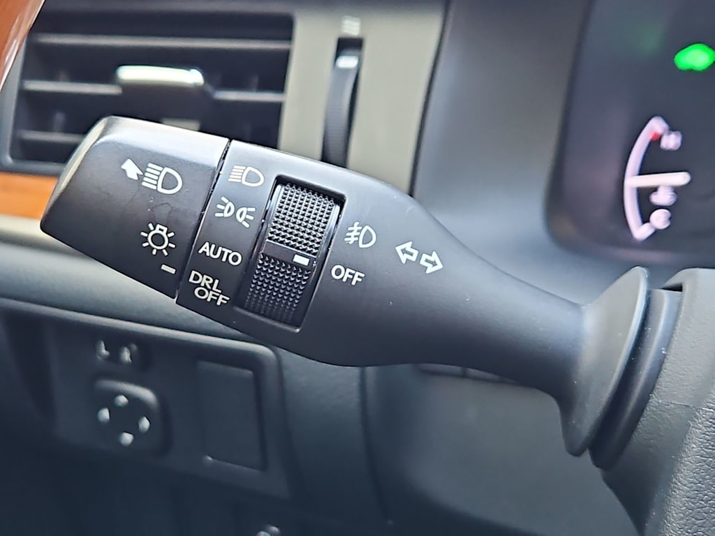 Thumbnail: 2014 Lexus ES - 35