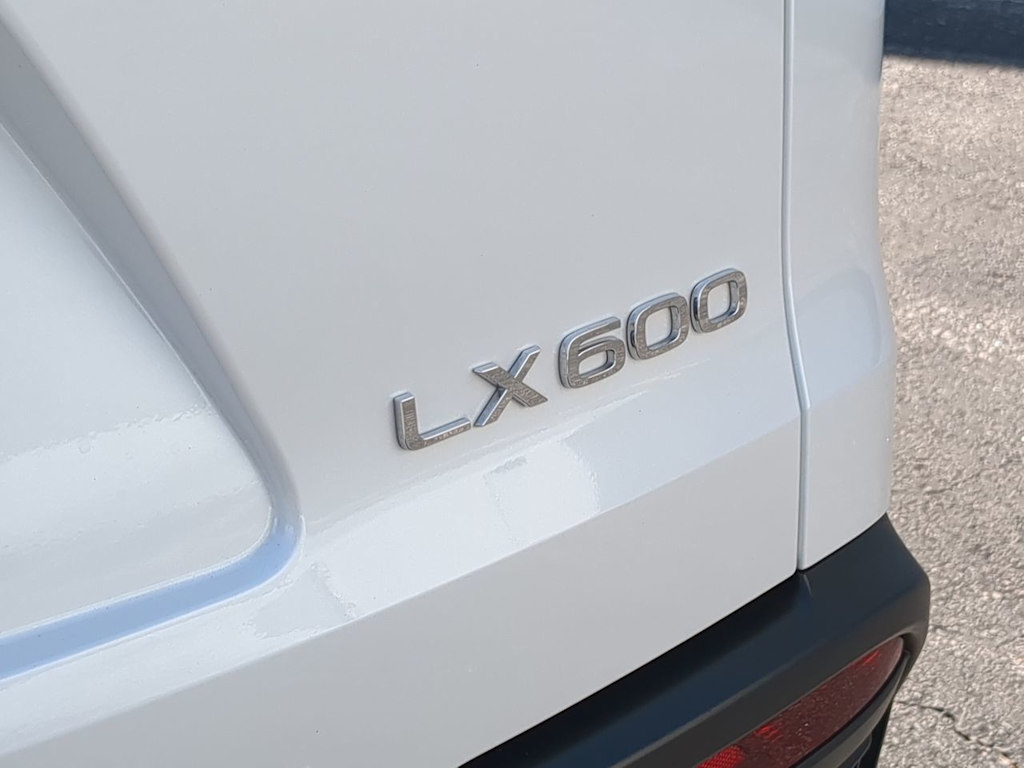 Thumbnail: 2025 Lexus ES - 25