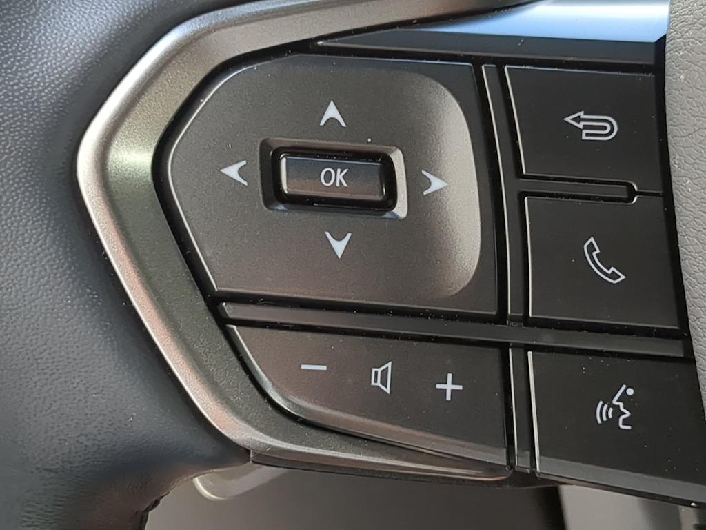 Thumbnail: 2024 Lexus ES - 29