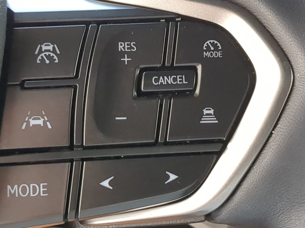 Thumbnail: 2024 Lexus ES - 30