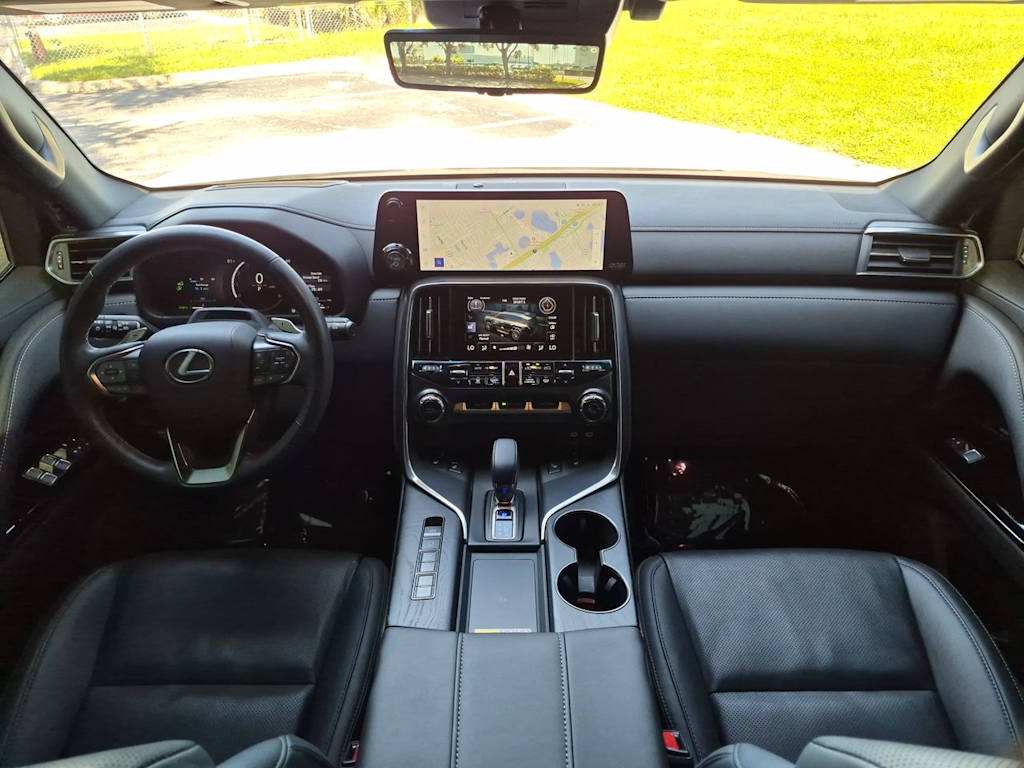 Thumbnail: 2025 Lexus ES - 10