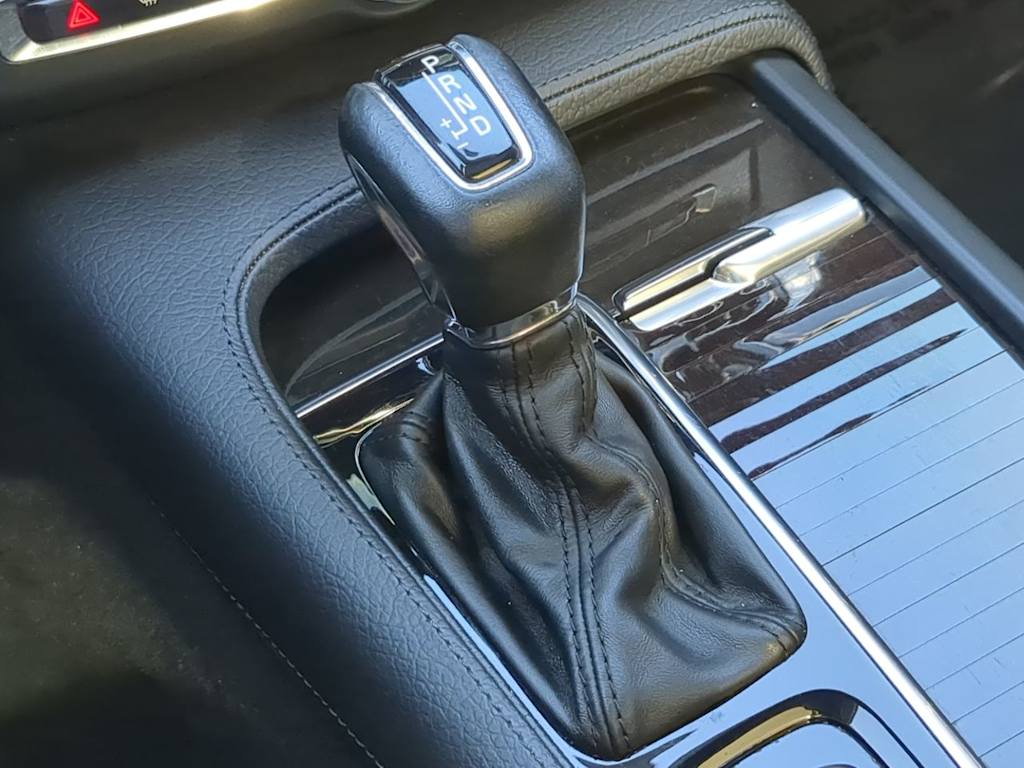 Thumbnail: 2018 Volvo S90 - 15