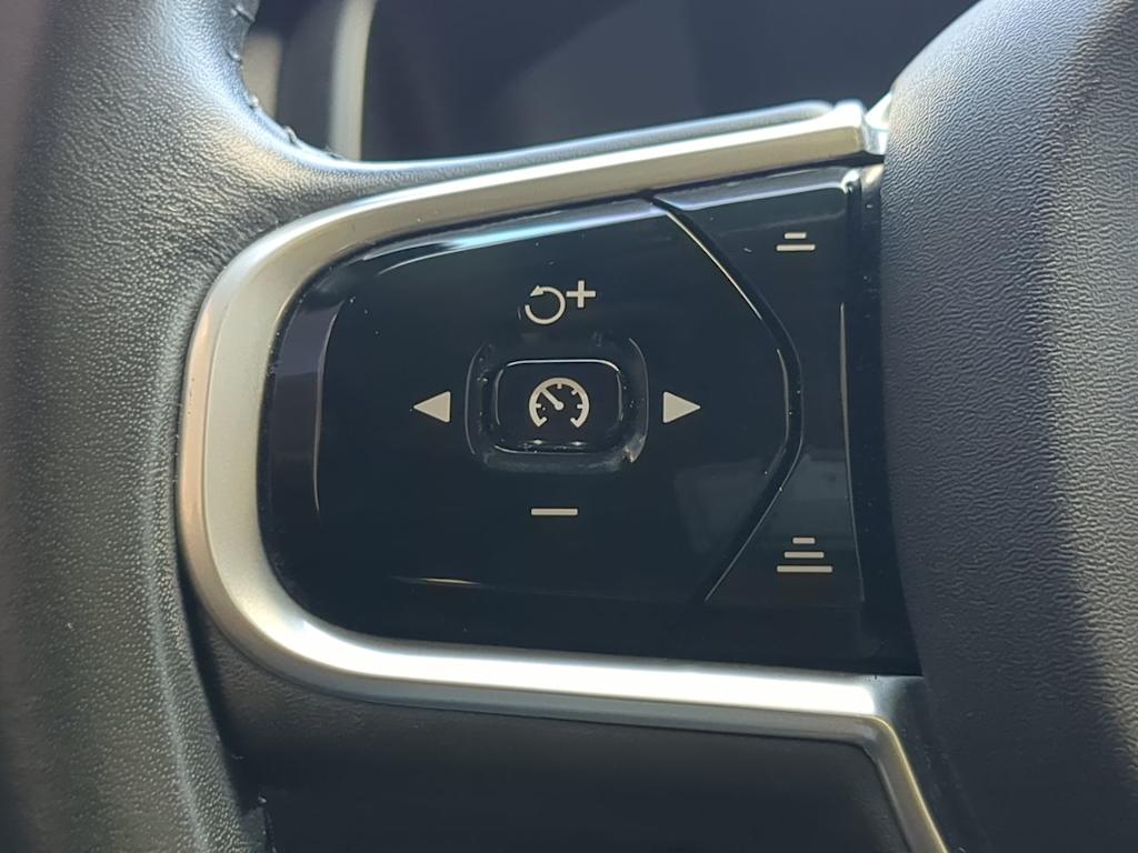 Thumbnail: 2018 Volvo S90 - 28