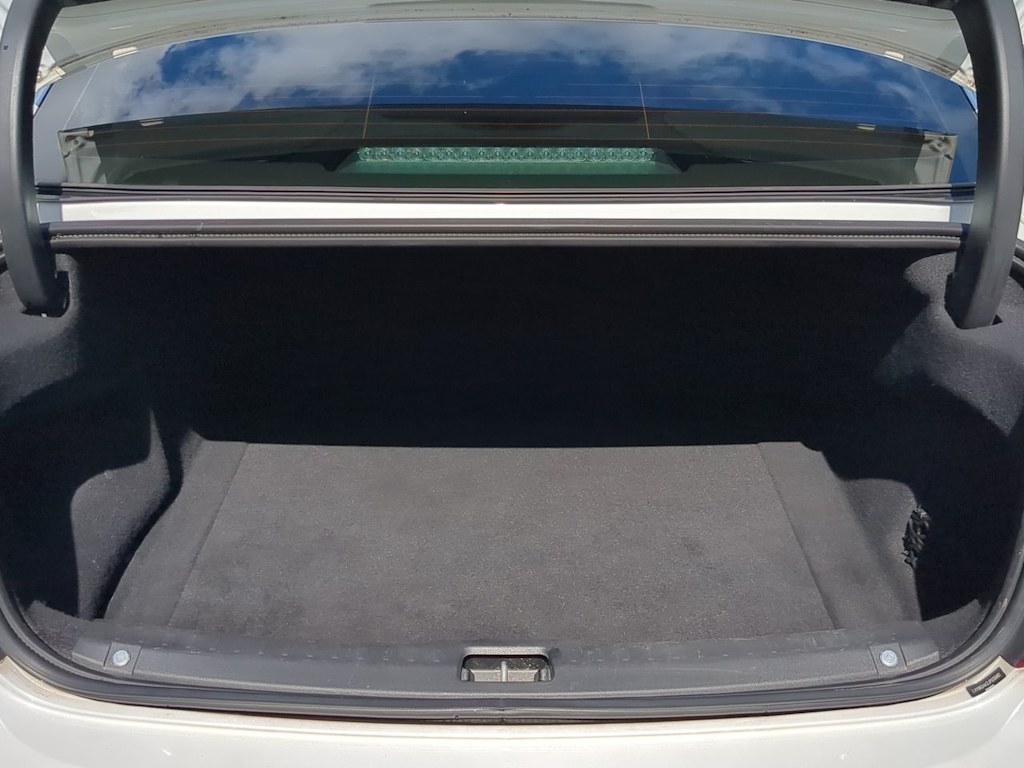 Thumbnail: 2018 Volvo S90 - 17