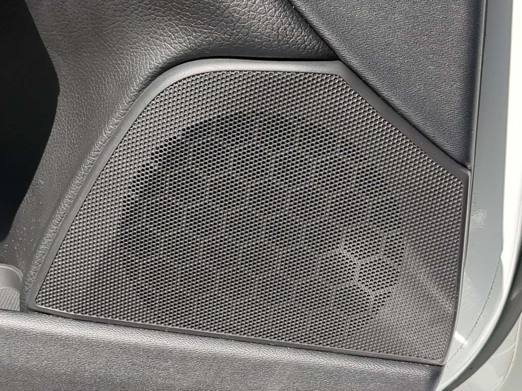 Thumbnail: 2018 Volvo S90 - 33