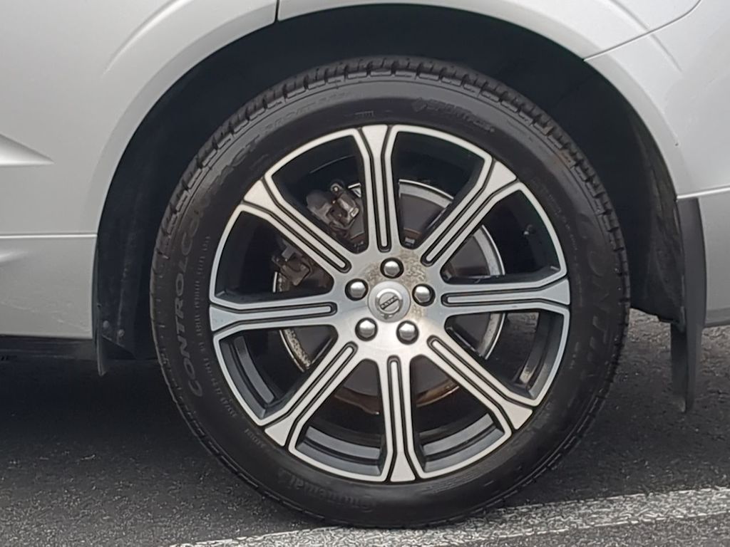 Thumbnail: 2019 Volvo XC60 - 7