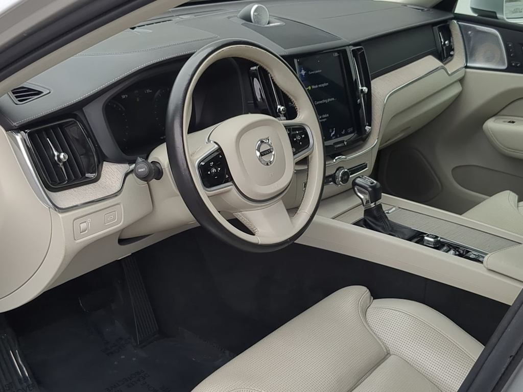 Thumbnail: 2019 Volvo XC60 - 2