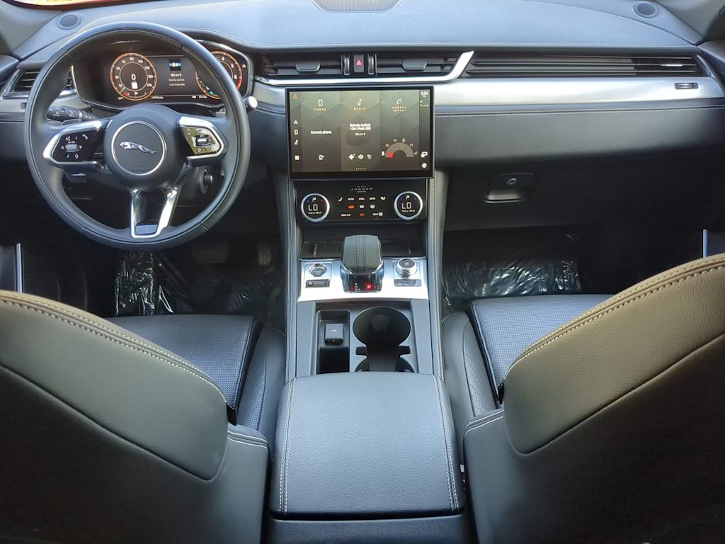 Thumbnail: 2024 Jaguar F-Pace - 9