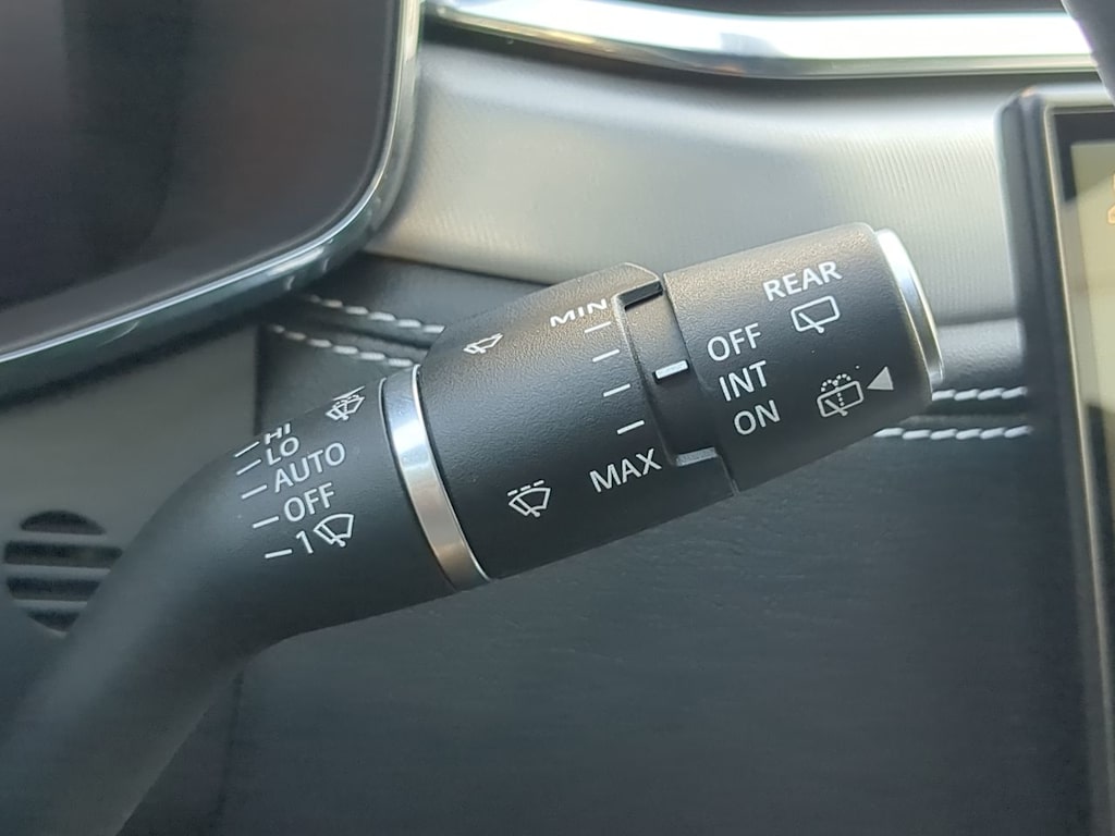 Thumbnail: 2024 Jaguar F-Pace - 33