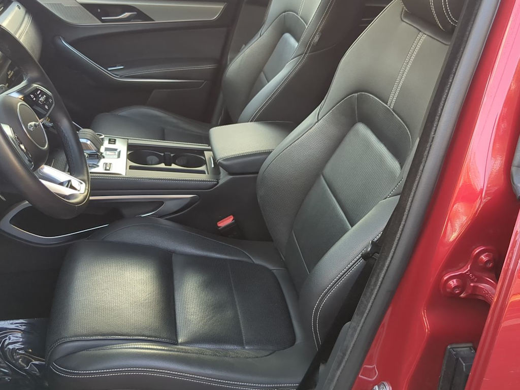 Thumbnail: 2024 Jaguar F-Pace - 10