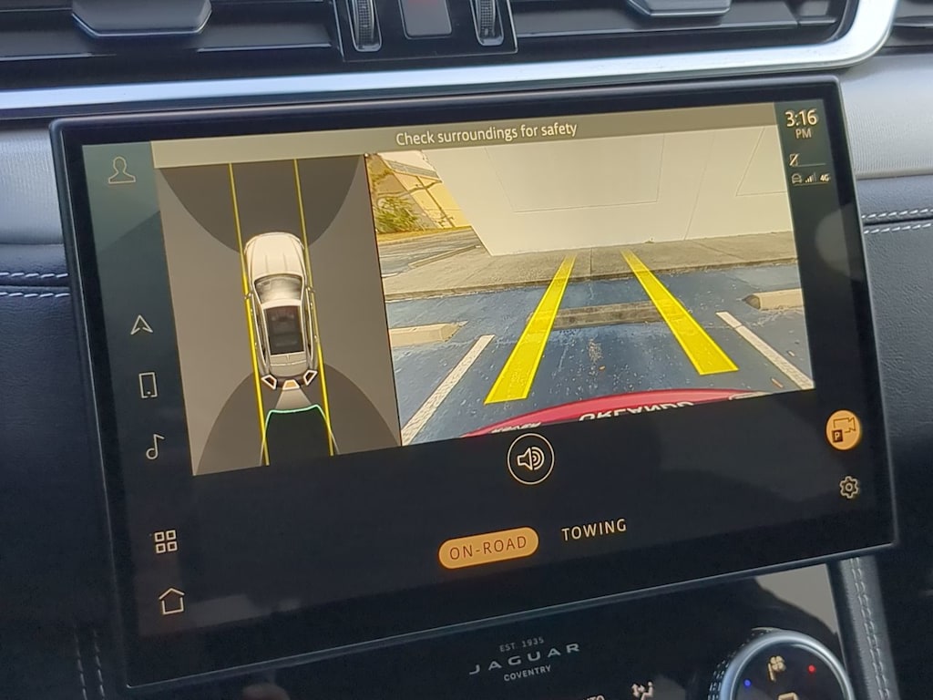 Thumbnail: 2024 Jaguar F-Pace - 35