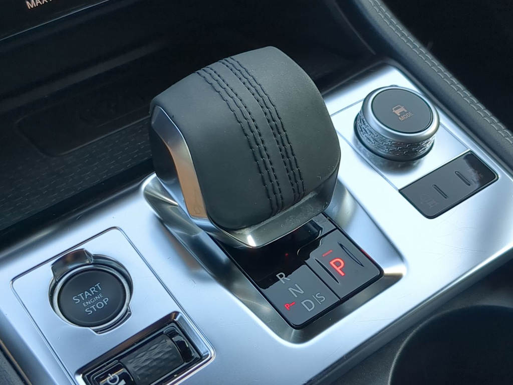 Thumbnail: 2024 Jaguar F-Pace - 37