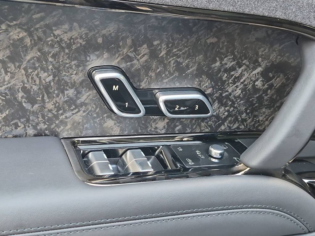 Thumbnail: 2026 Land Rover Range Rover Sport - 24