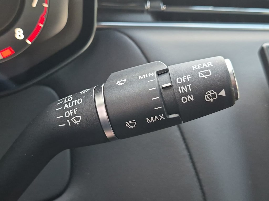 Thumbnail: 2026 Land Rover Range Rover Sport - 28