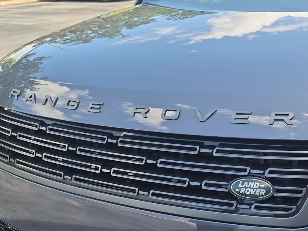 Thumbnail: 2026 Land Rover Range Rover Sport - 23