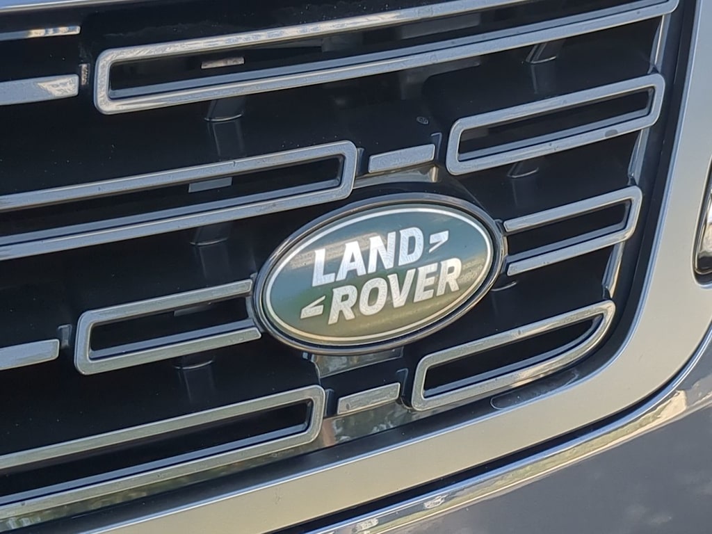 Thumbnail: 2025 Land Rover Range Rover Sport - 7