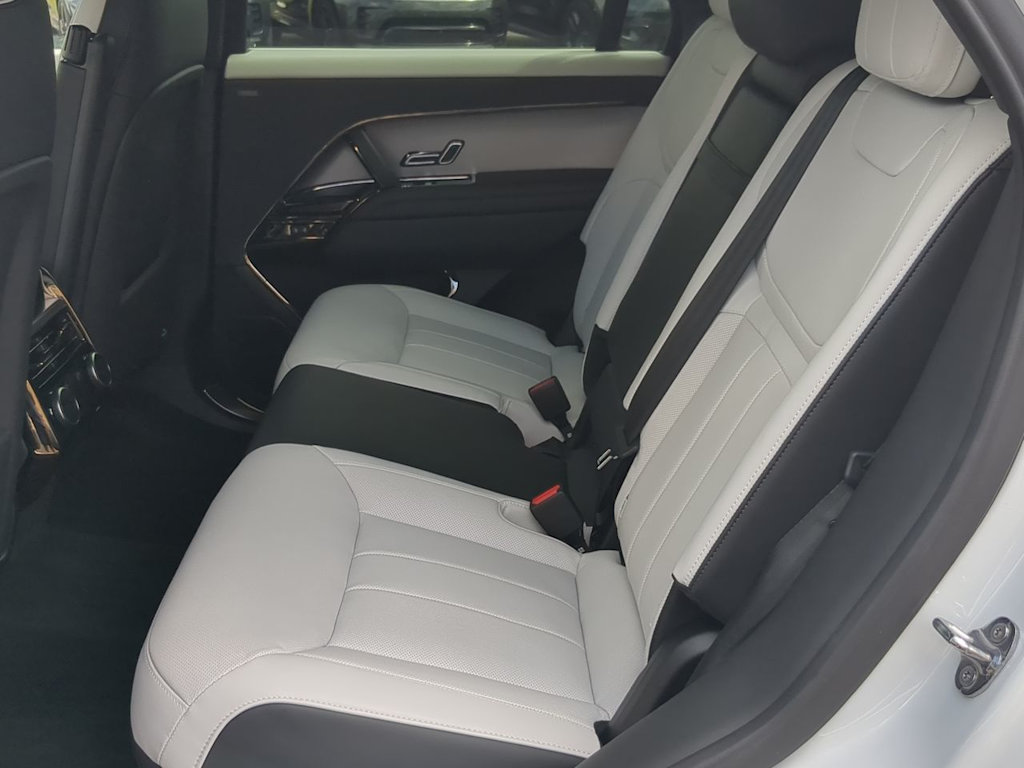 Thumbnail: 2025 Land Rover Range Rover Sport - 12