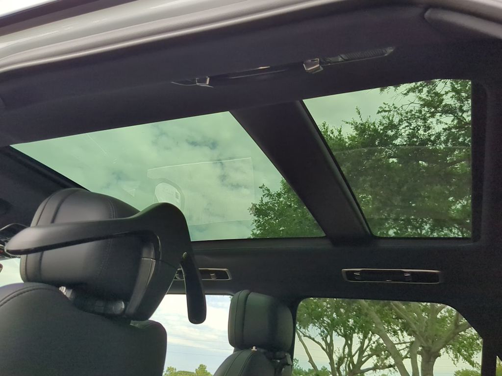 Thumbnail: 2025 Land Rover Range Rover Sport - 29