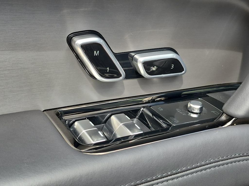 Thumbnail: 2025 Land Rover Range Rover Sport - 26
