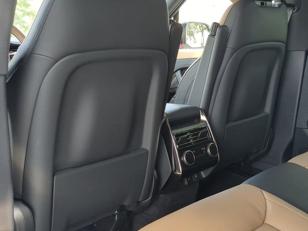 Thumbnail: 2025 Land Rover Range Rover Sport - 28
