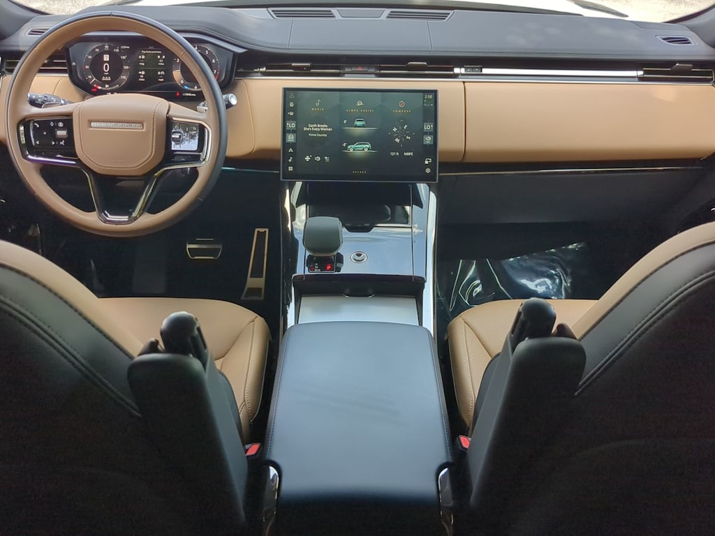 Thumbnail: 2025 Land Rover Range Rover Sport - 9