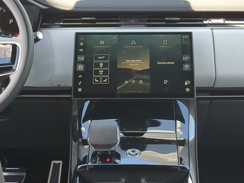 Thumbnail: 2025 Land Rover Range Rover Sport - 30