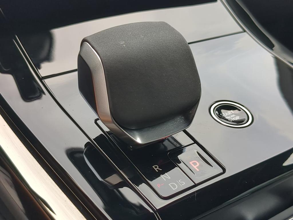 Thumbnail: 2025 Land Rover Range Rover Sport - 37