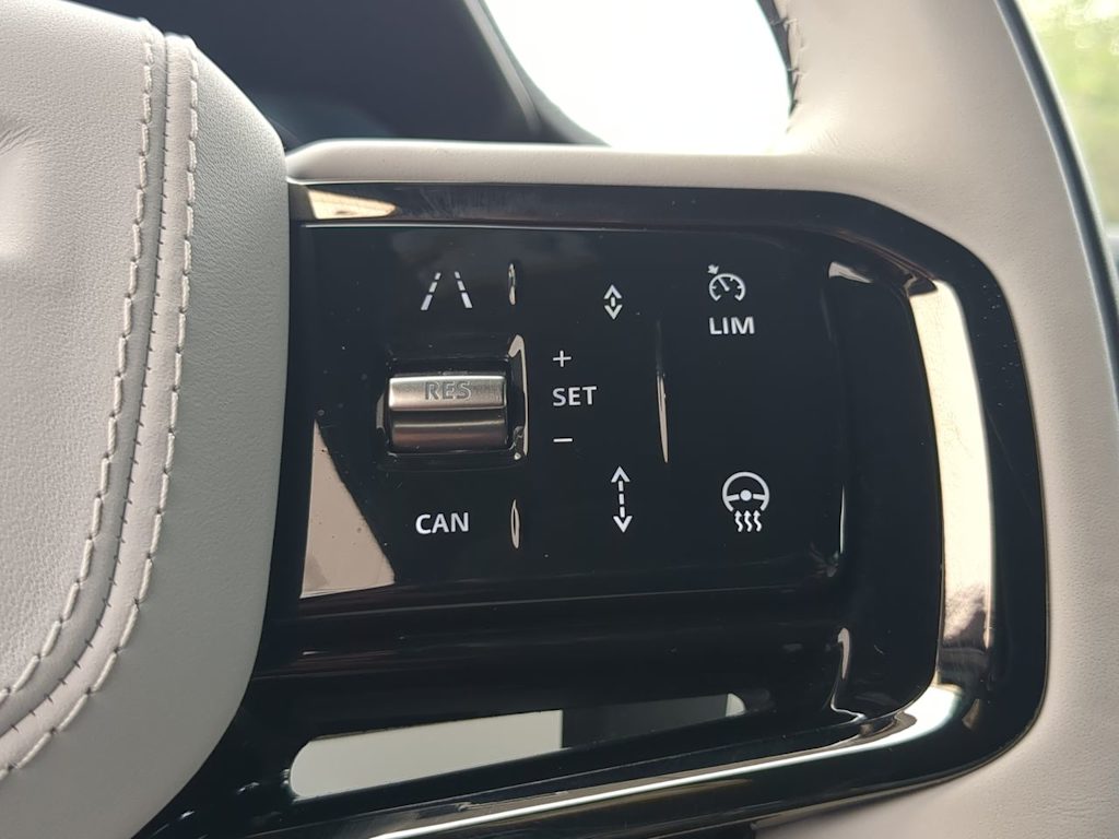 Thumbnail: 2025 Land Rover Range Rover Sport - 31