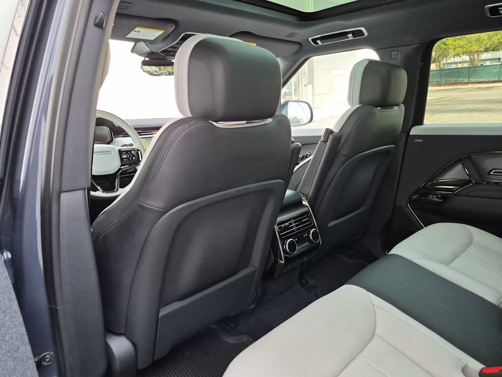 Thumbnail: 2024 Land Rover Range Rover Sport - 12
