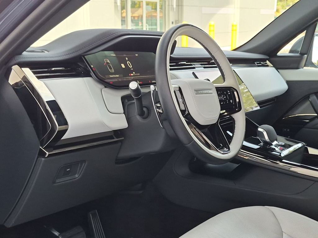 Thumbnail: 2024 Land Rover Range Rover Sport - 2