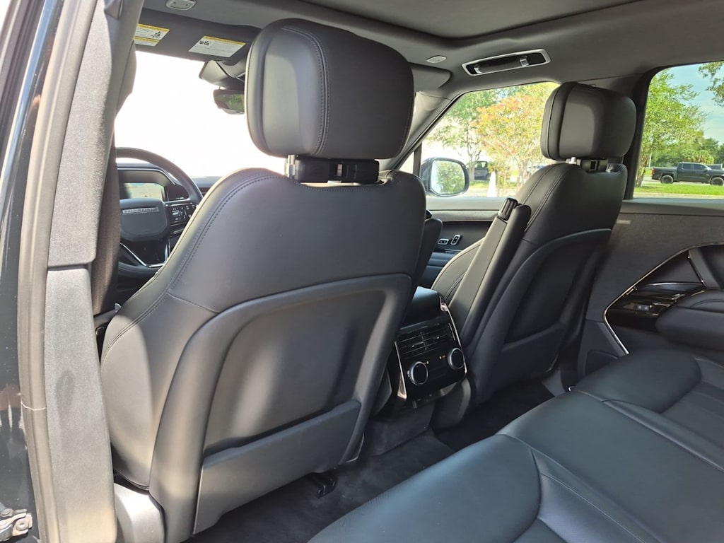 Thumbnail: 2025 Land Rover Range Rover Sport - 11