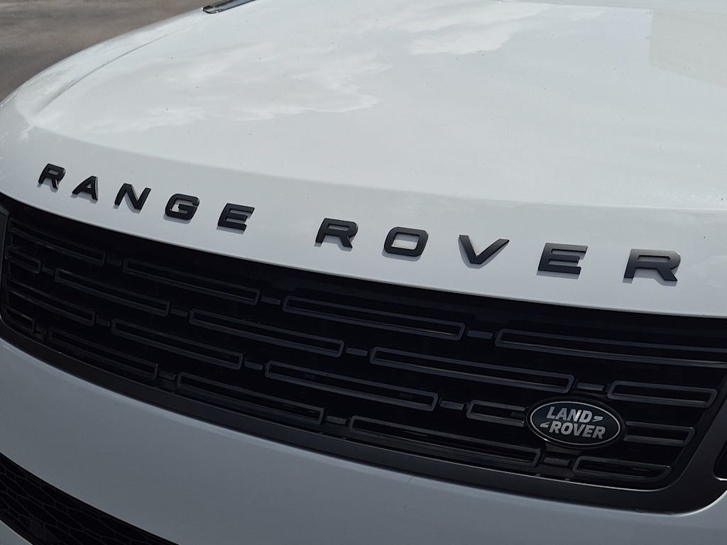 Thumbnail: 2024 Land Rover Range Rover Sport - 24
