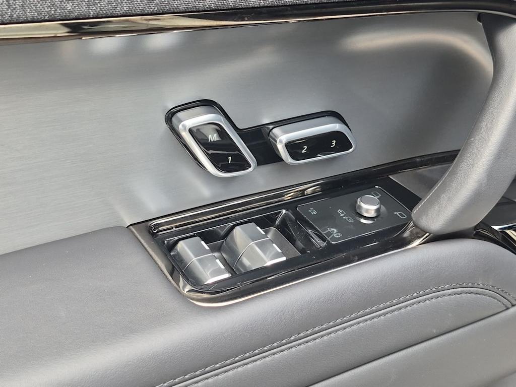 Thumbnail: 2024 Land Rover Range Rover Sport - 25