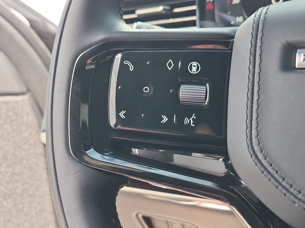 Thumbnail: 2024 Land Rover Range Rover Sport - 28