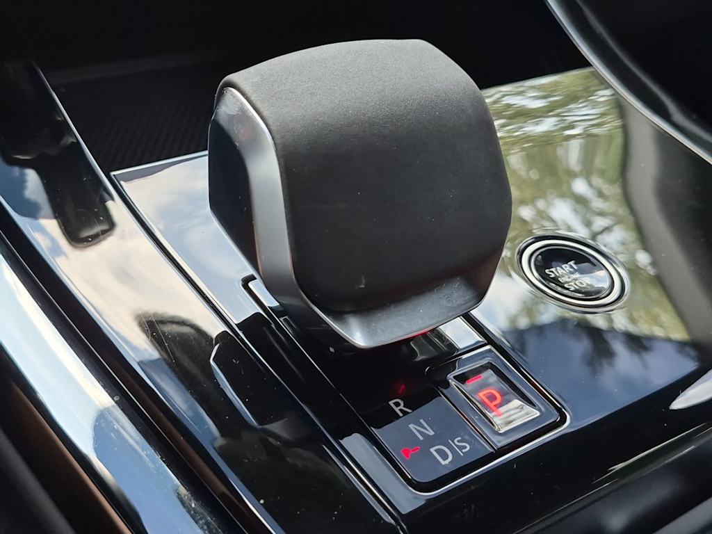 Thumbnail: 2024 Land Rover Range Rover Sport - 33