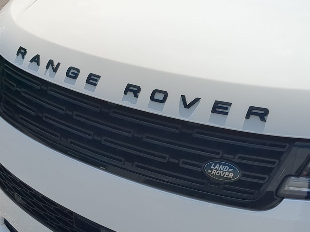 Thumbnail: 2023 Land Rover Range Rover Sport - 24
