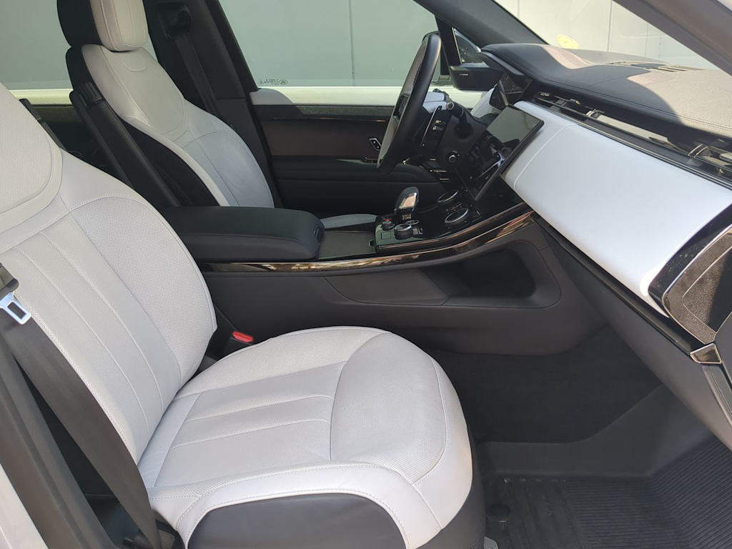 Thumbnail: 2023 Land Rover Range Rover Sport - 11