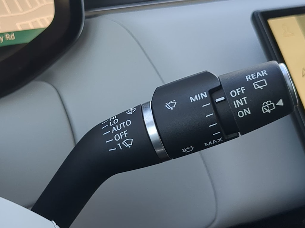 Thumbnail: 2023 Land Rover Range Rover Sport - 17